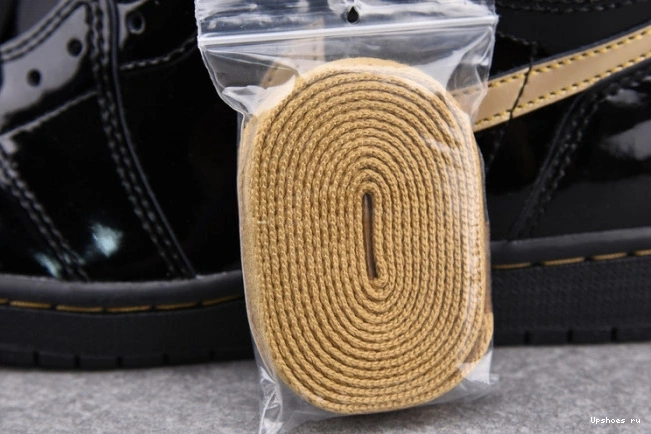 555088-032 (2020) 1 Air Jordan Gold High Metallic Black Retro 1224